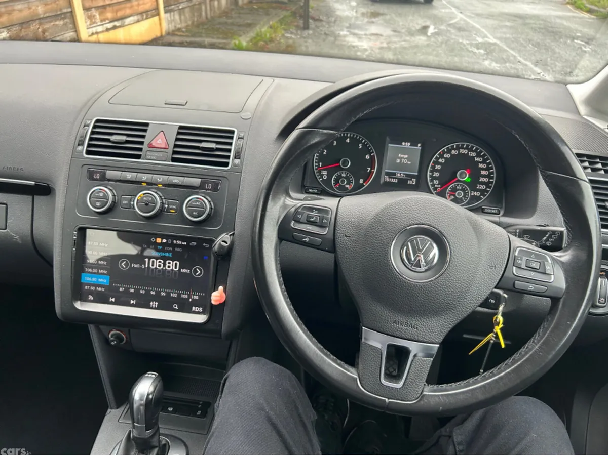 Volkswagen Touran MPV, Petrol, 2013, Black