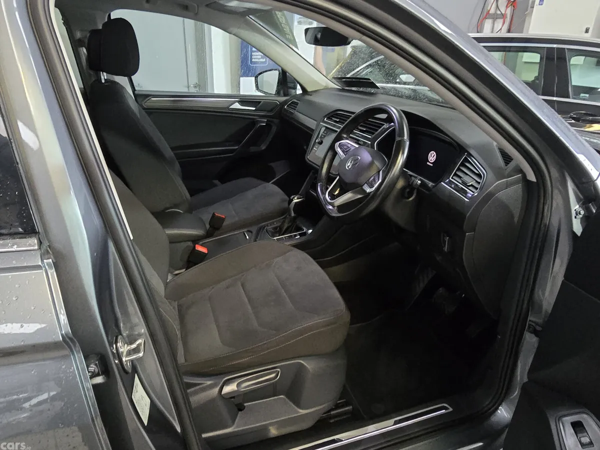 Volkswagen Tiguan Allspace SUV, Diesel, 2023, Grey