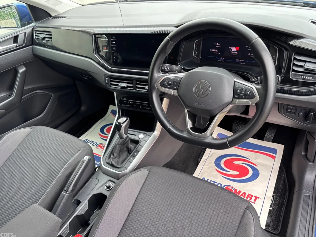 Volkswagen Polo Hatchback, Petrol, 2023, Blue