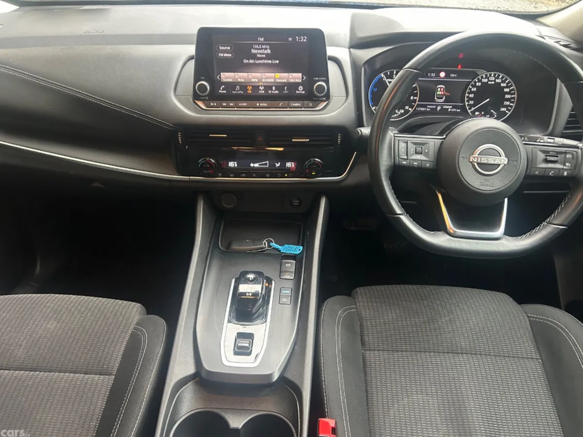 Nissan Qashqai MPV, Petrol Hybrid, 2023, Blue