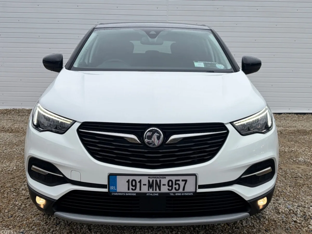 Vauxhall Grandland X Hatchback, Petrol, 2019, White