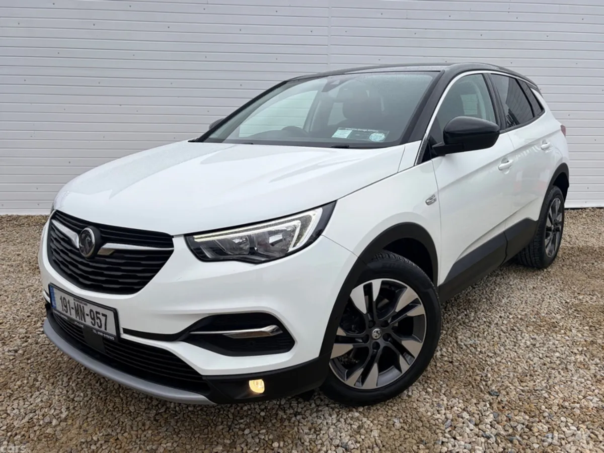 Vauxhall Grandland X Hatchback, Petrol, 2019, White