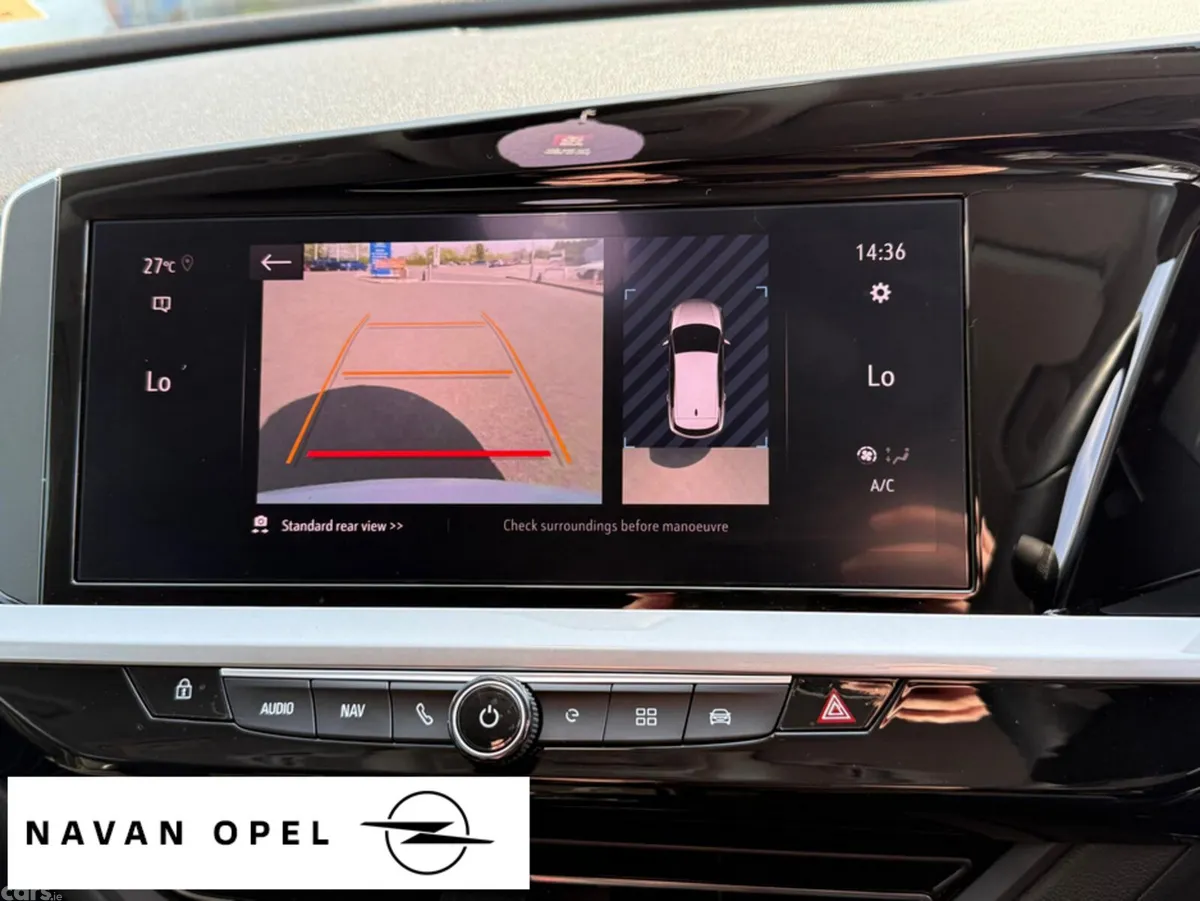 Opel Grandland SUV, Petrol Plug-in Hybrid, 2024, White