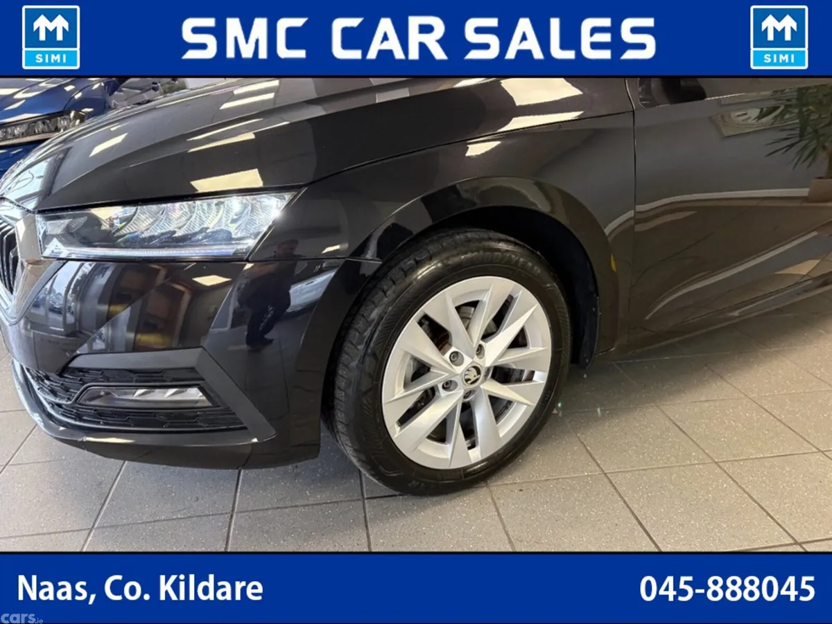 Skoda Octavia Hatchback, Diesel, 2022, Black