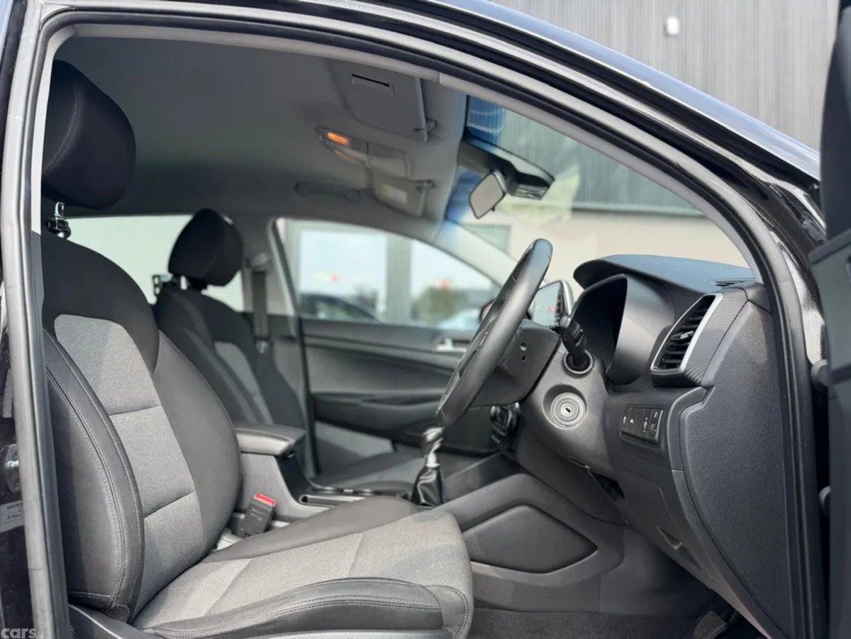 Hyundai Tucson SUV, Diesel Hybrid, 2020, Black