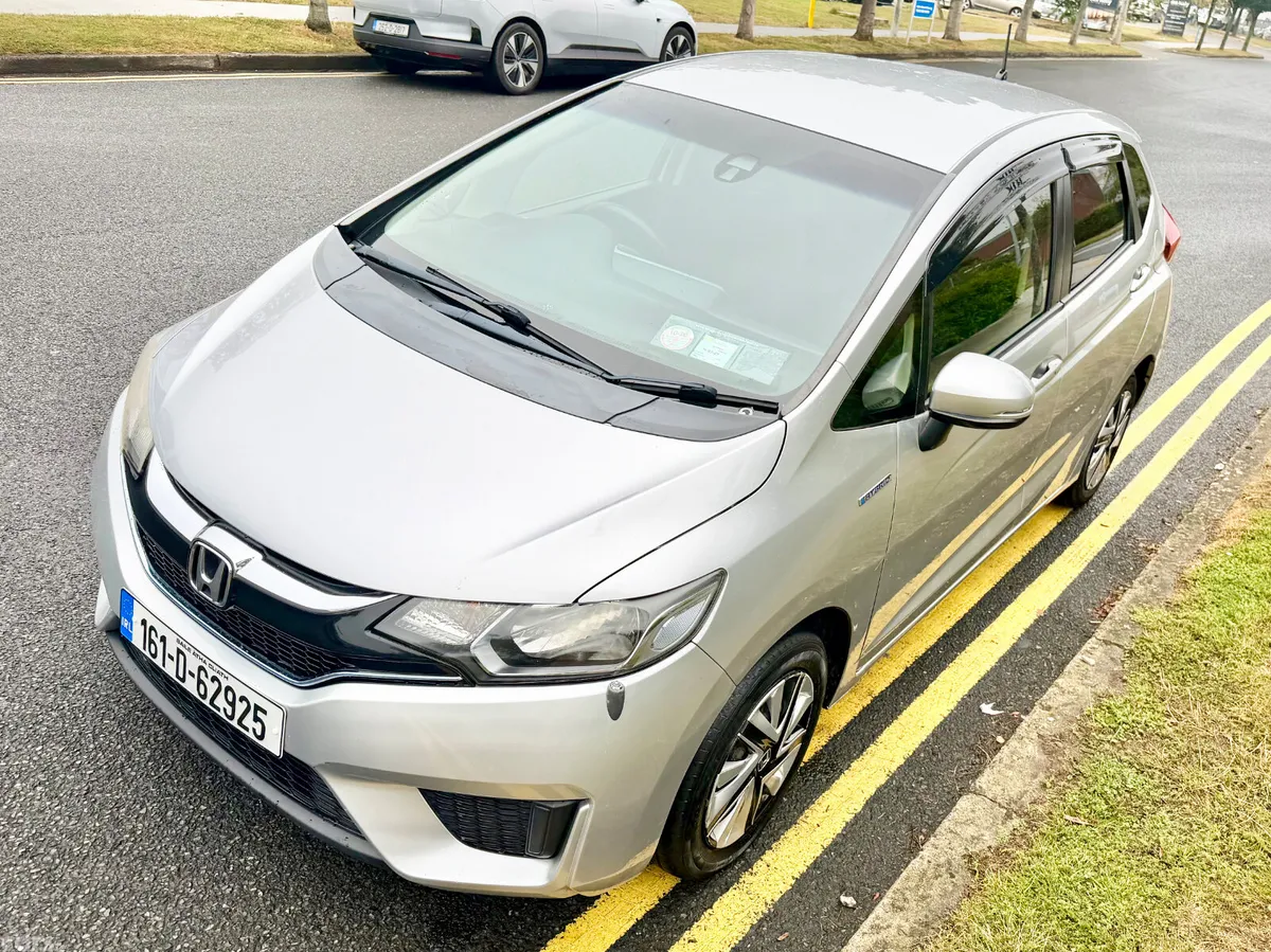 Honda Fit Hatchback, Petrol Hybrid, 2016, Silver
