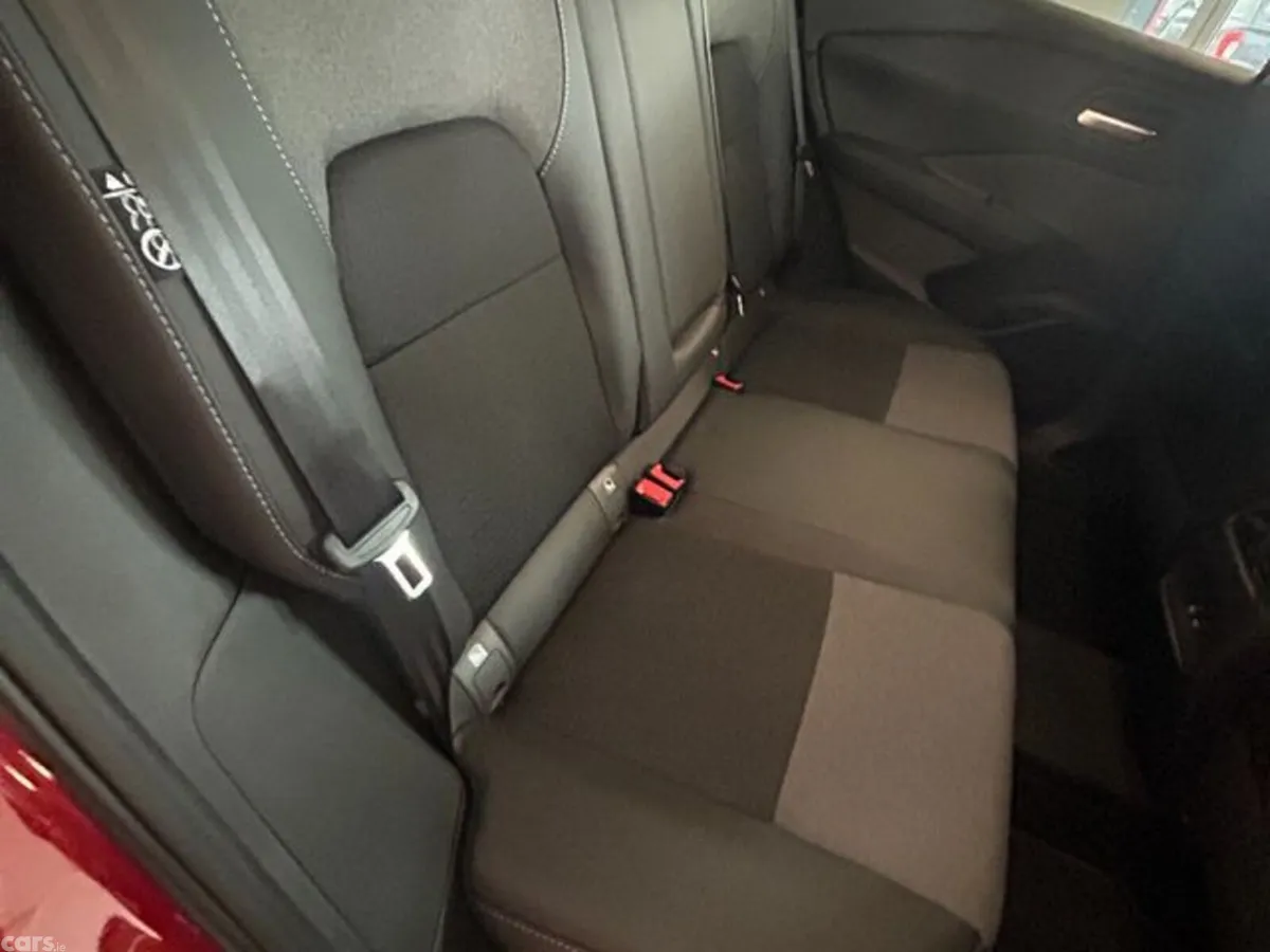 Nissan Qashqai MPV, Petrol Hybrid, 2026, Red