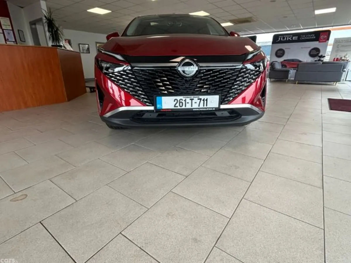 Nissan Qashqai MPV, Petrol Hybrid, 2026, Red