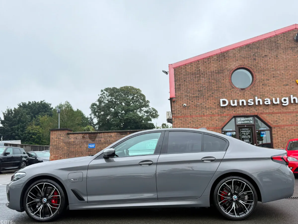 BMW 5-Series Saloon, Petrol Plug-in Hybrid, 2022, Grey