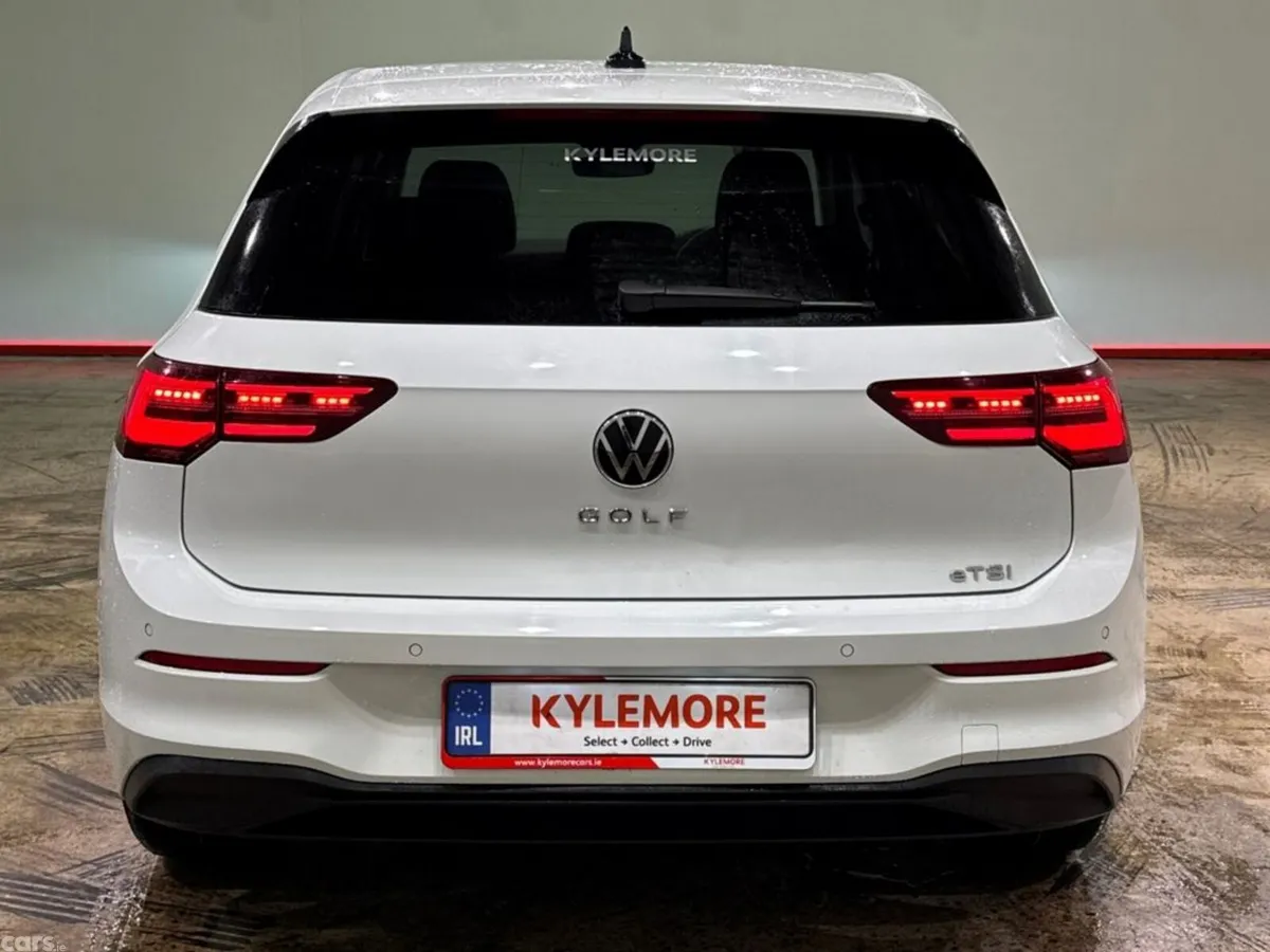 Volkswagen Golf Hatchback, Petrol, 2022, White