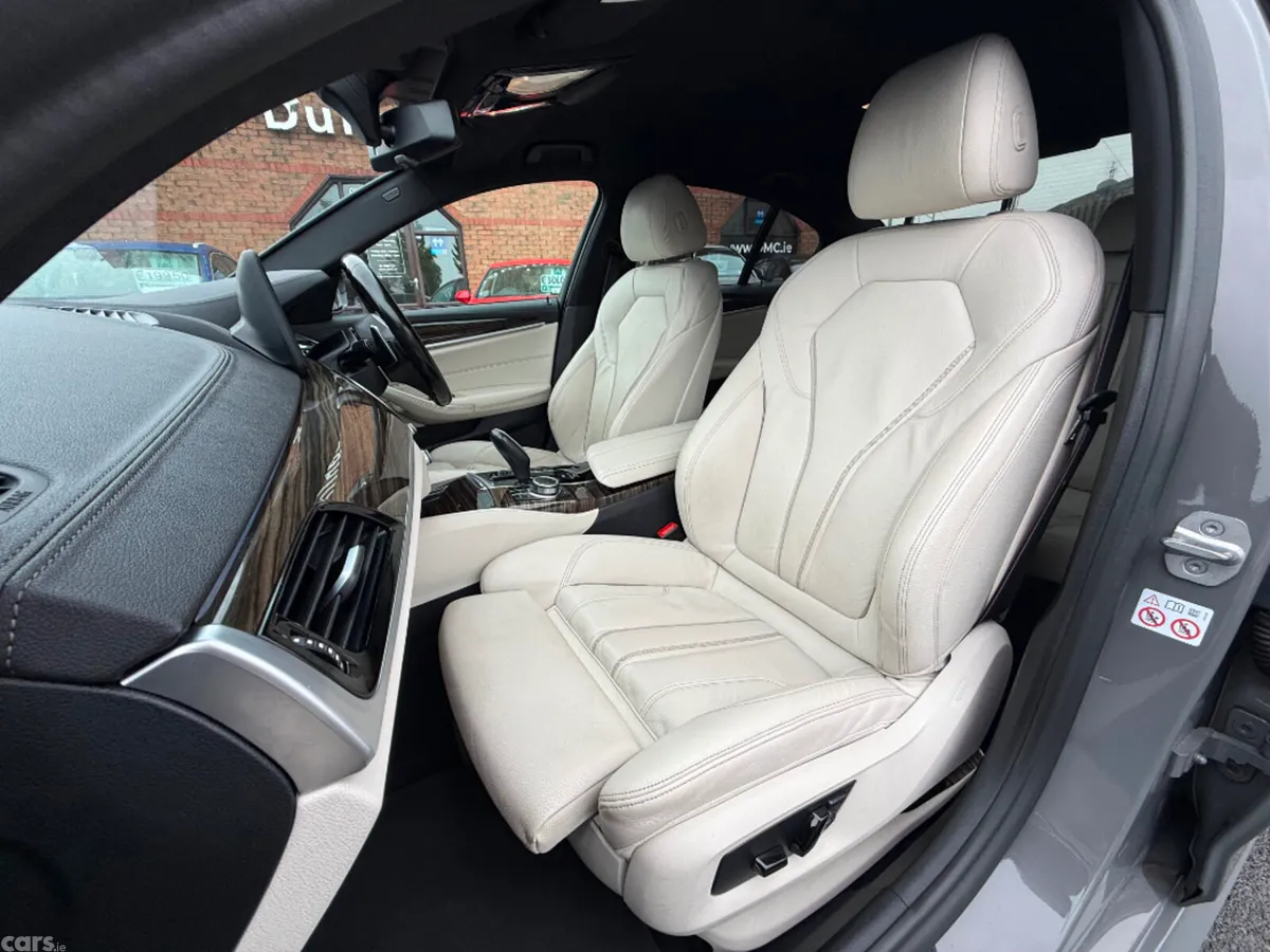BMW 5-Series Saloon, Petrol Plug-in Hybrid, 2022, Grey