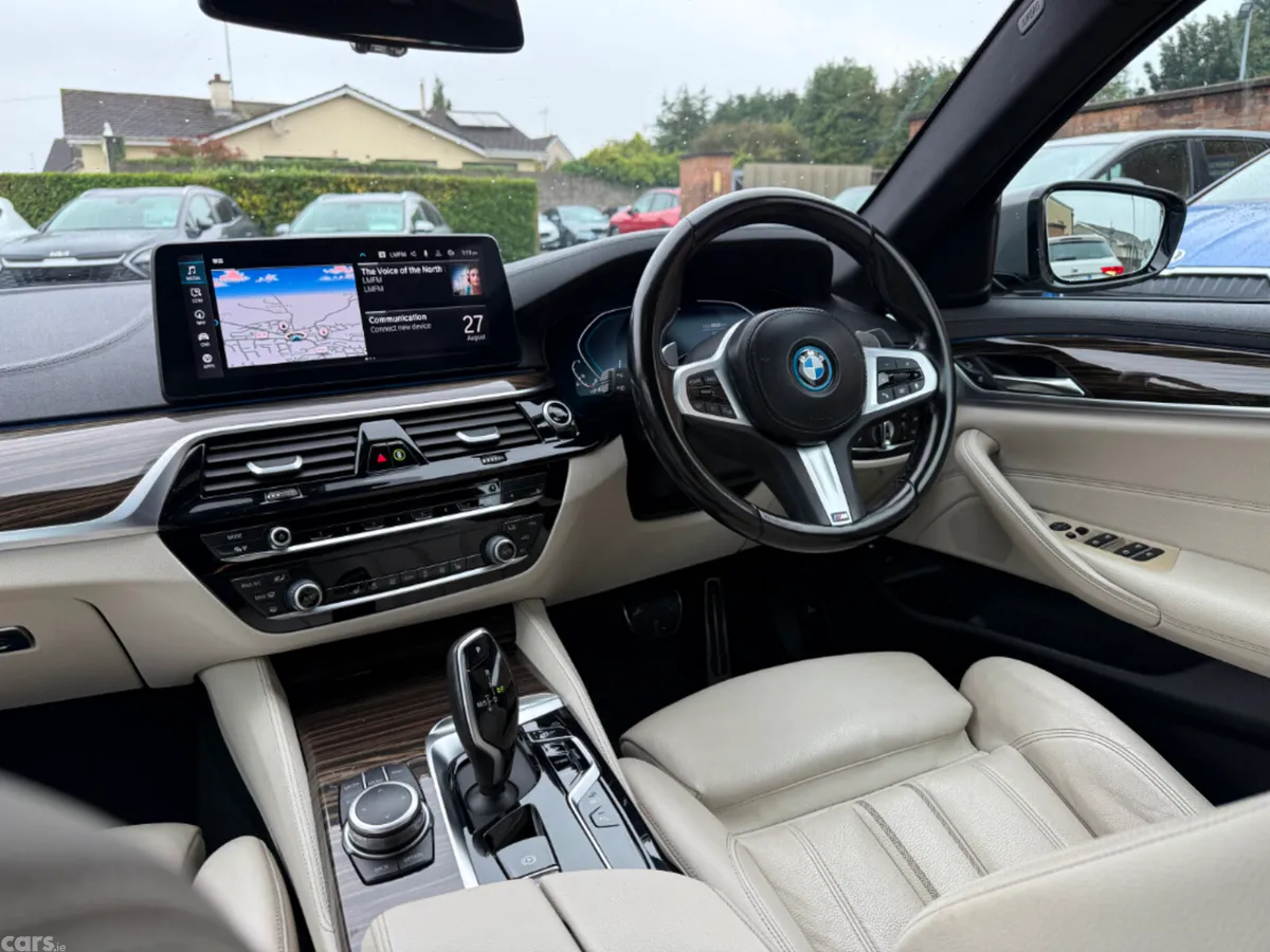 BMW 5-Series Saloon, Petrol Plug-in Hybrid, 2022, Grey