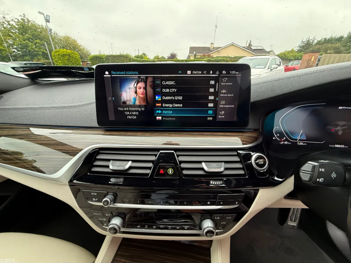 BMW 5-Series Saloon, Petrol Plug-in Hybrid, 2022, Grey