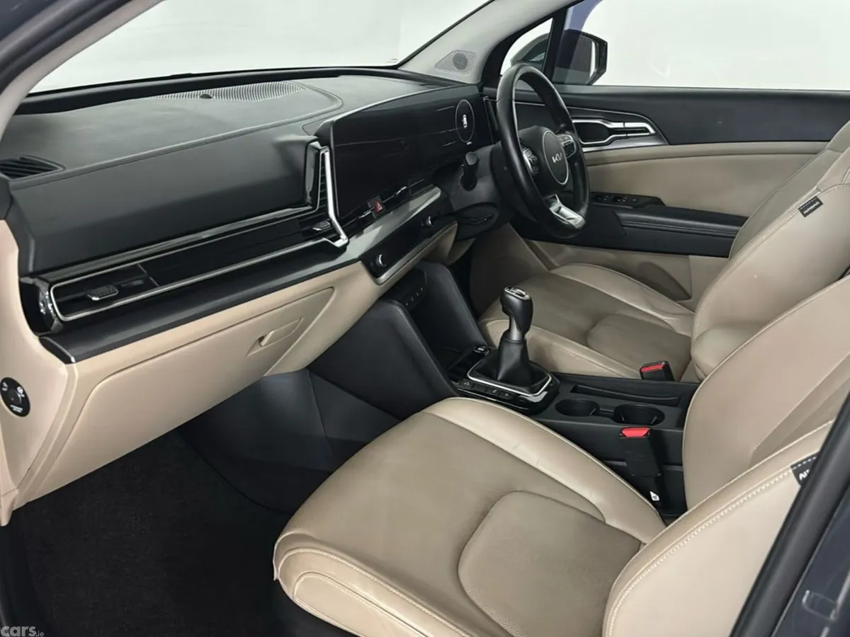 Kia Sportage SUV, Diesel, 2022, Grey