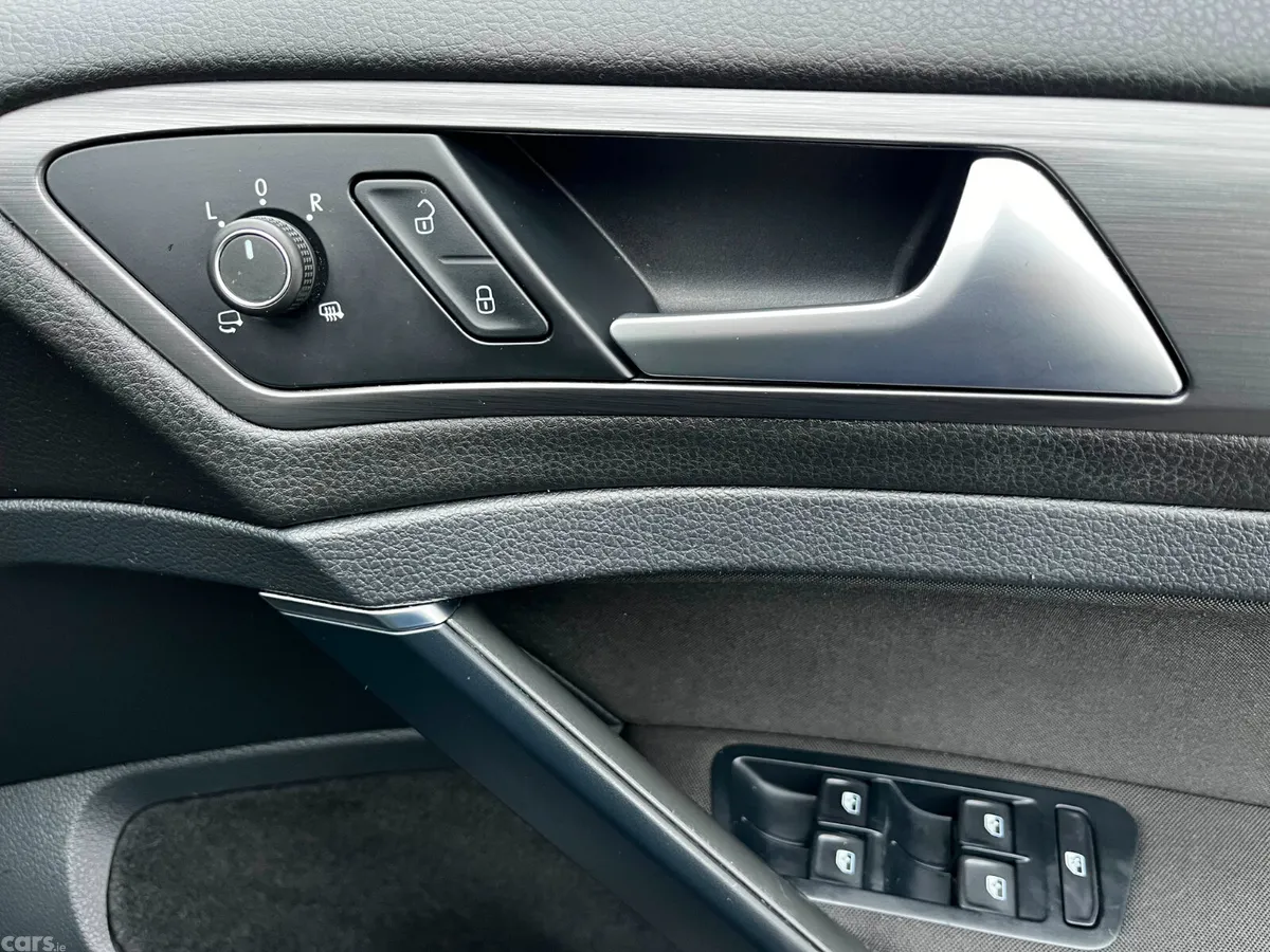 Volkswagen Golf Hatchback, Diesel, 2019, Grey