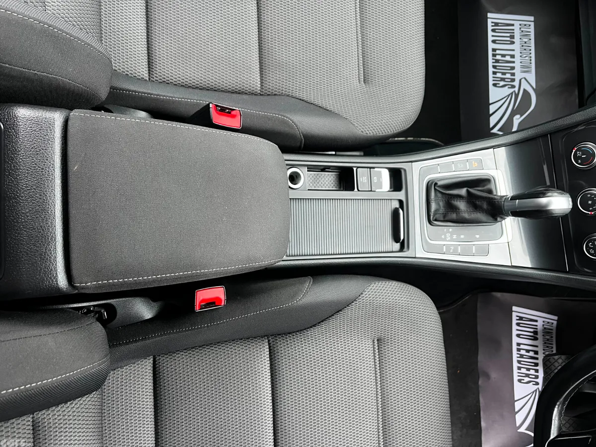Volkswagen Golf Hatchback, Diesel, 2019, Grey