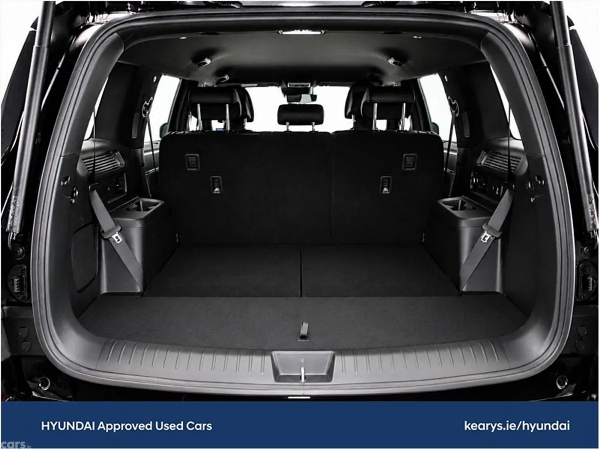 Hyundai Santa Fe SUV, Petrol Plug-in Hybrid, 2025, Black