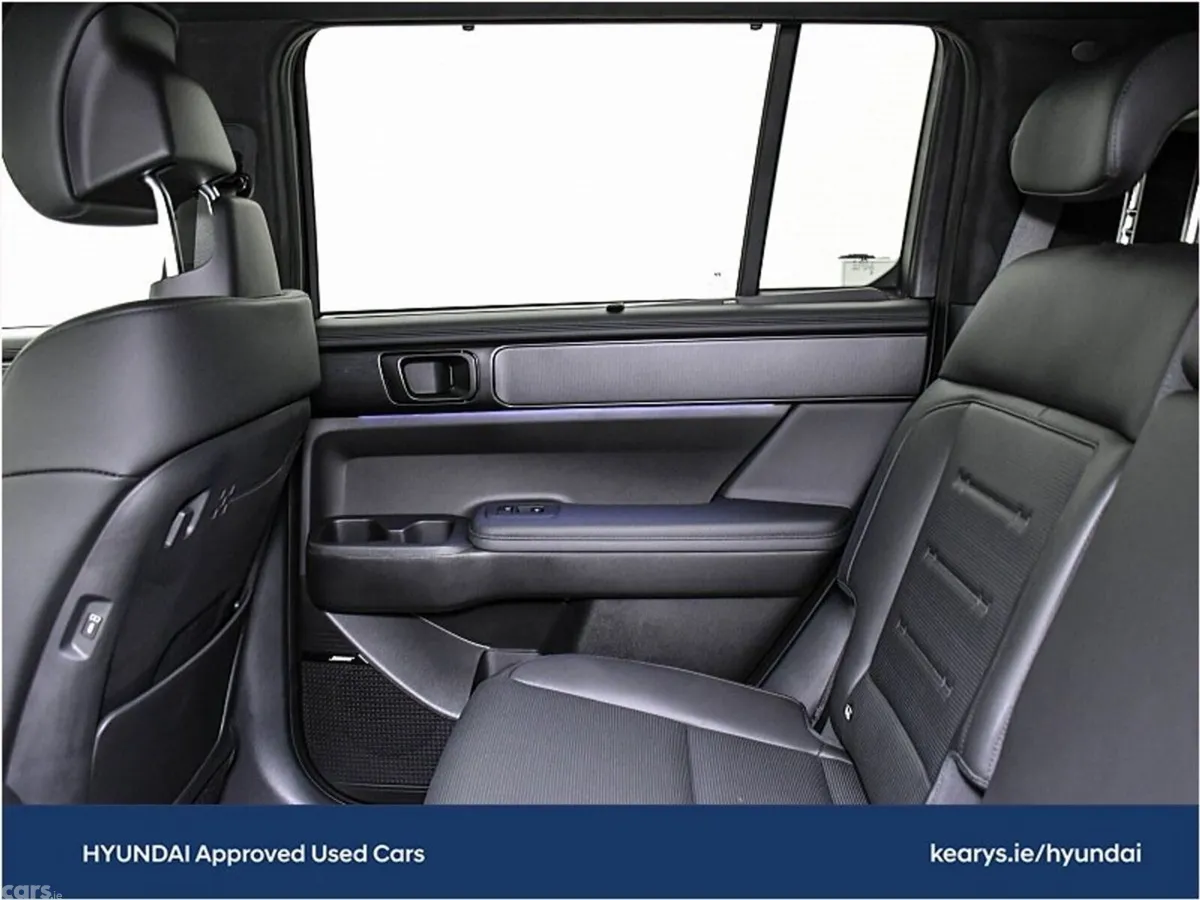 Hyundai Santa Fe SUV, Petrol Plug-in Hybrid, 2025, Black