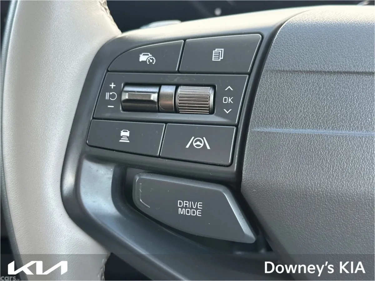 Kia EV6 SUV, Electric, 2025, Black
