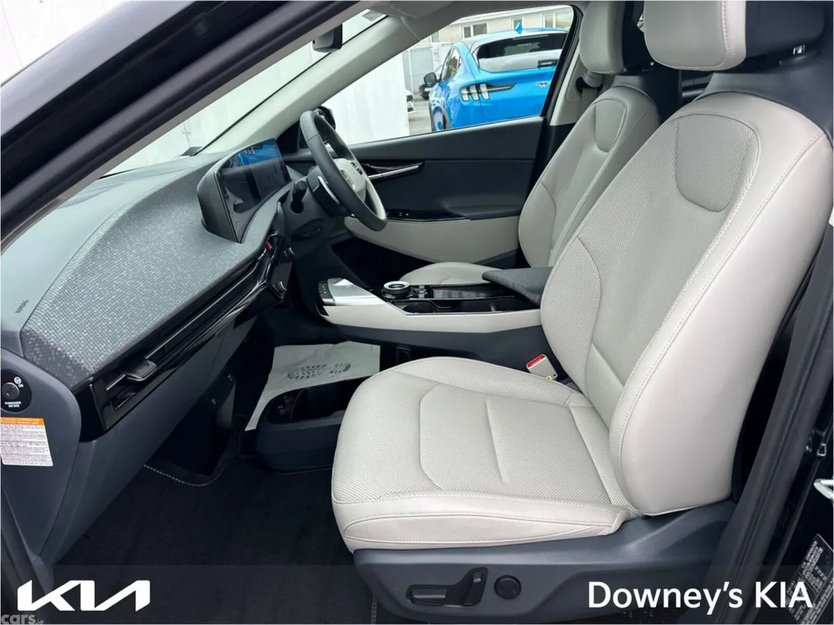 Kia EV6 Hatchback, Electric, 2025, Black