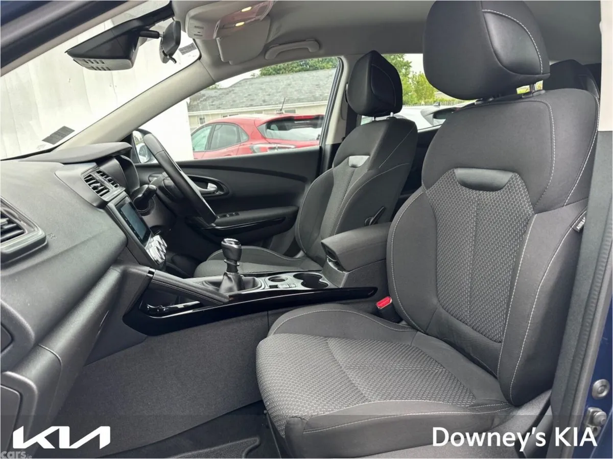 Renault Kadjar SUV, Petrol, 2021, Blue