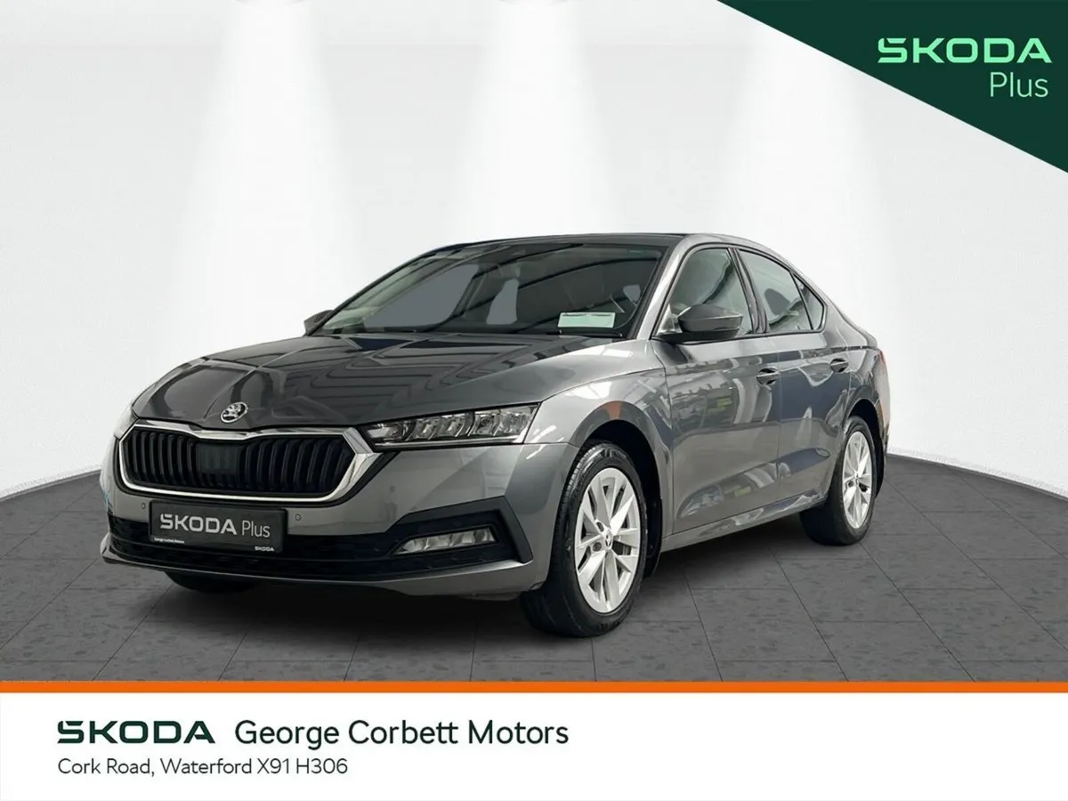 Skoda Octavia Saloon, Diesel, 2024, Grey