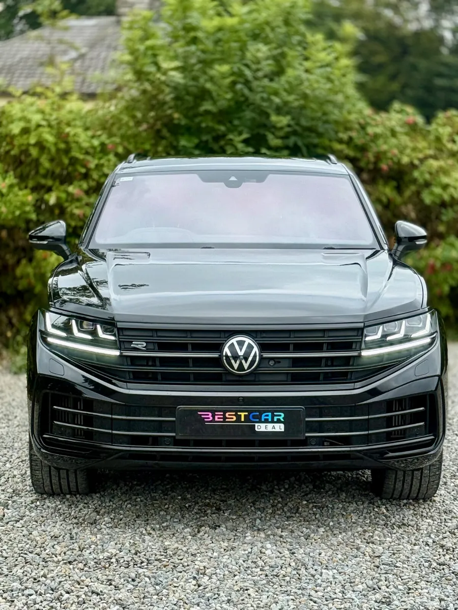Volkswagen Touareg SUV, Petrol Plug-in Hybrid, 2024, Black