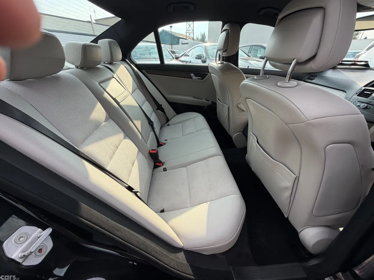 Mercedes-Benz C-Class Saloon, Diesel, 2010, Black