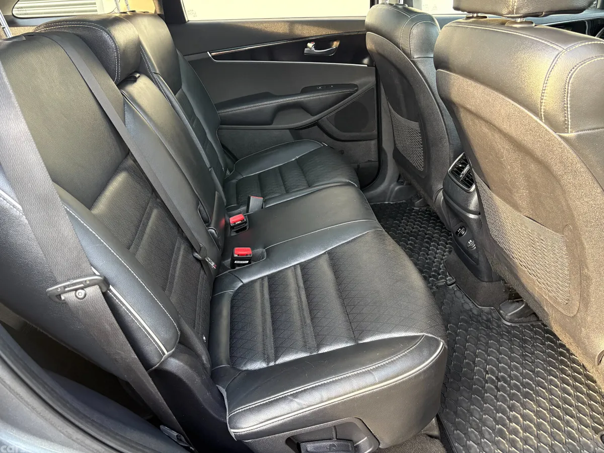 Kia Sorento SUV, Diesel, 2018, Grey