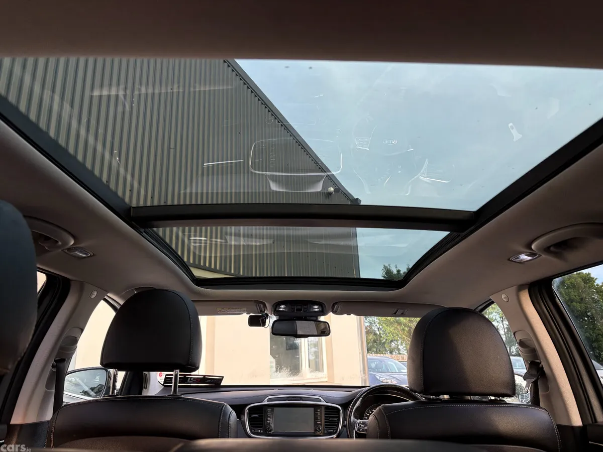 Kia Sorento SUV, Diesel, 2018, Grey