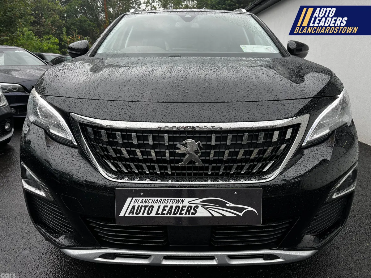 Peugeot 5008 SUV, Petrol, 2020, Black