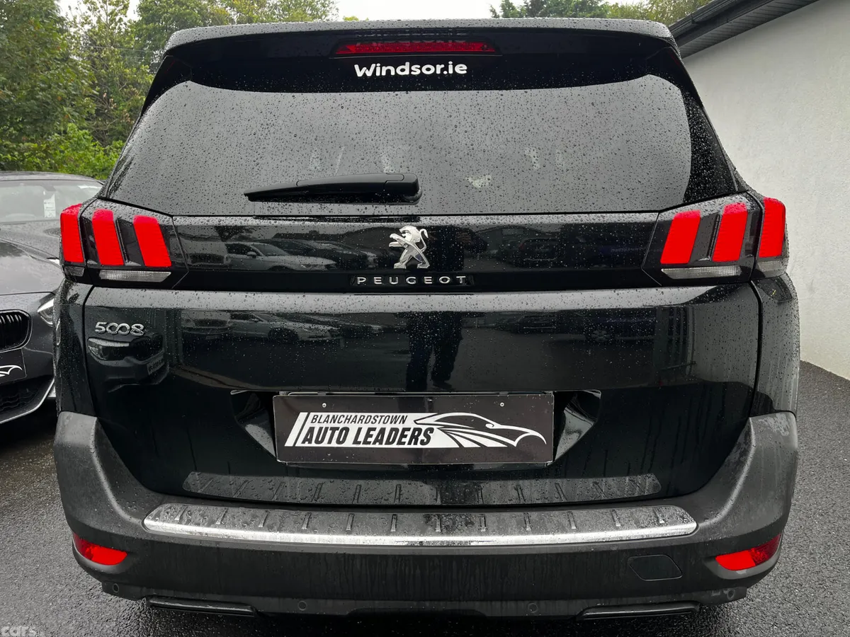 Peugeot 5008 SUV, Petrol, 2020, Black