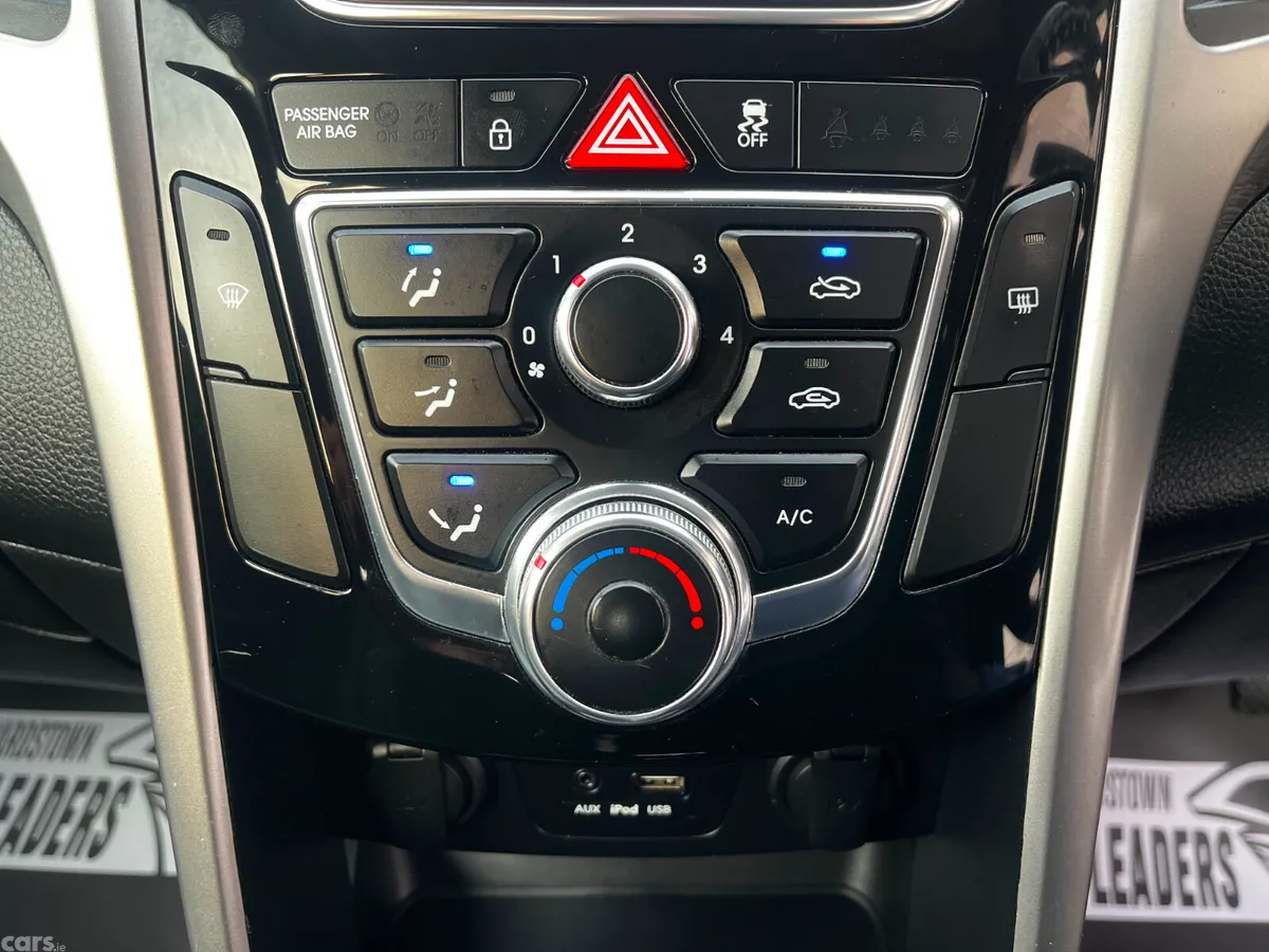 Hyundai i30 Hatchback, Diesel, 2015, Black