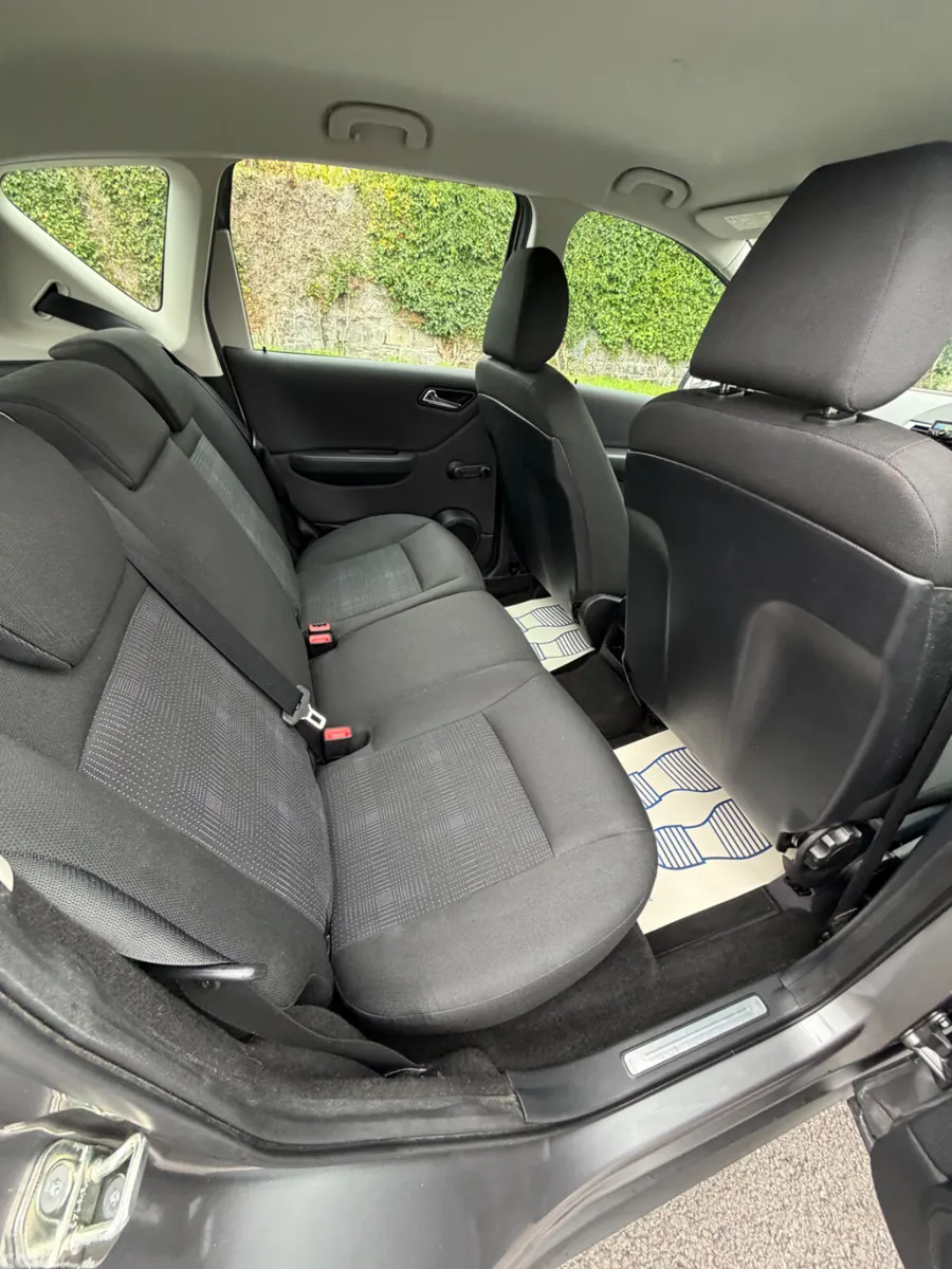 Mercedes-Benz A-Class Hatchback, Diesel, 2011, Grey