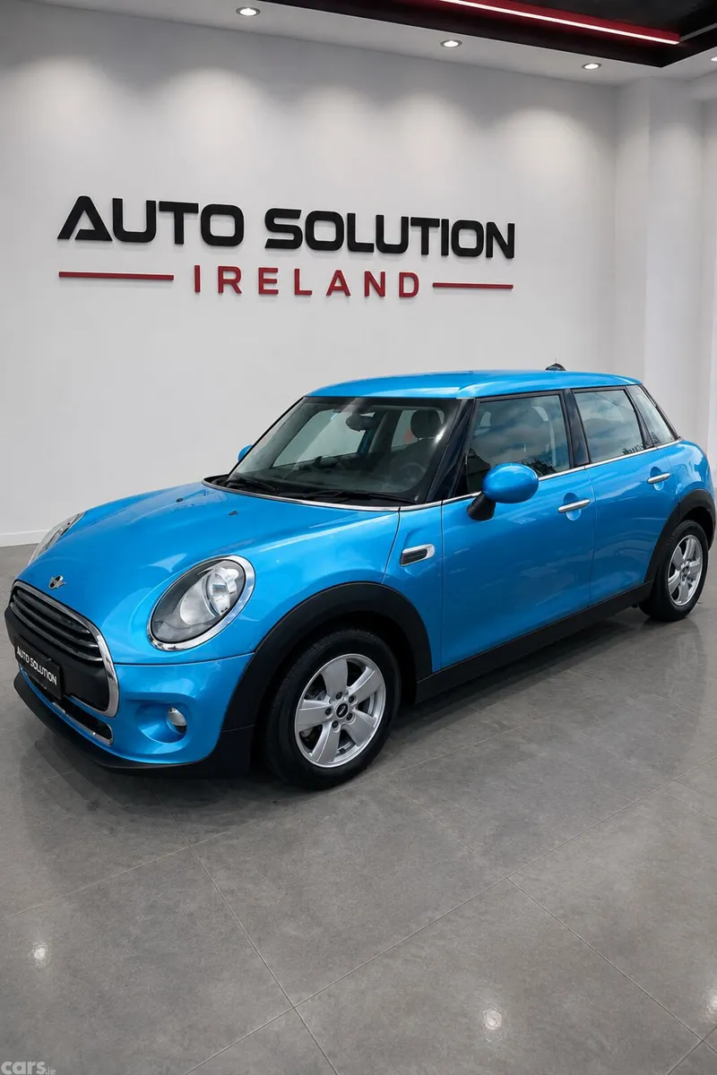 Mini Cooper Hatchback, Petrol, 2016, Blue