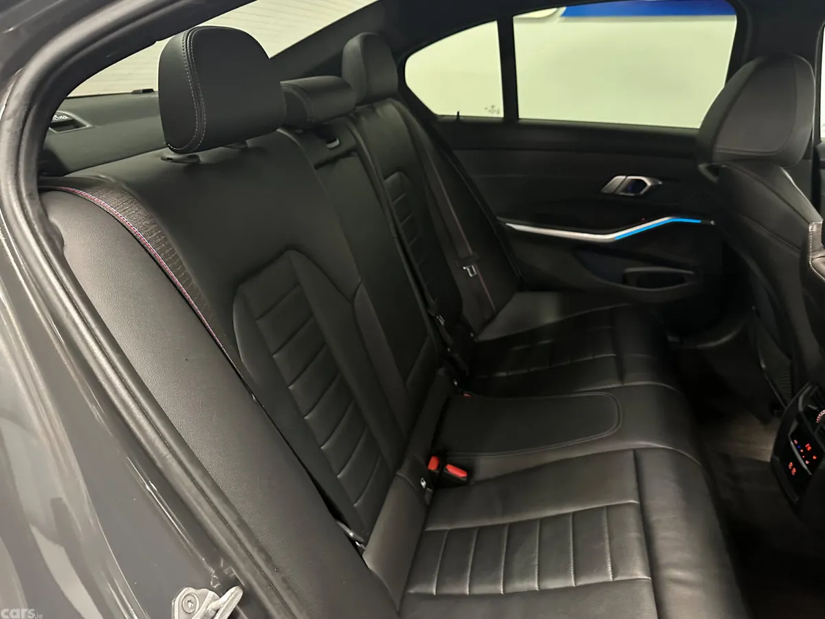 BMW 3-Series Saloon, Petrol Hybrid, 2022, Grey