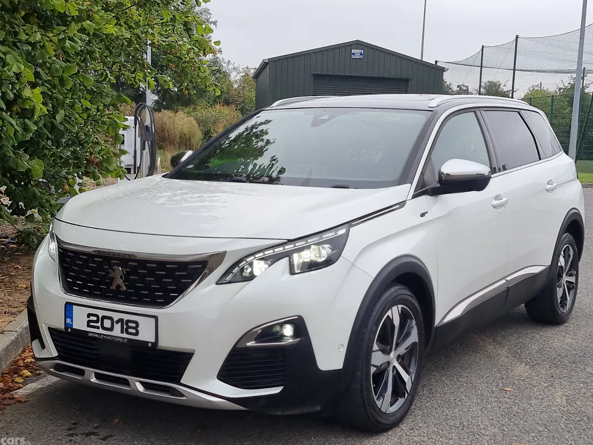 Peugeot 5008 MPV, Diesel, 2018, White