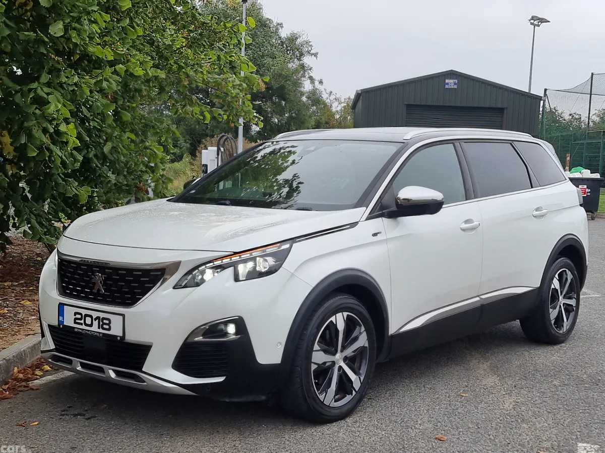 Peugeot 5008 MPV, Diesel, 2018, White