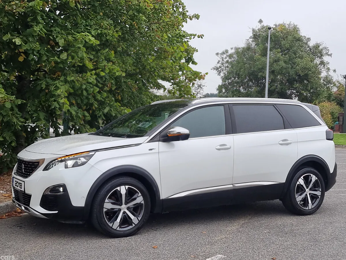 Peugeot 5008 MPV, Diesel, 2018, White