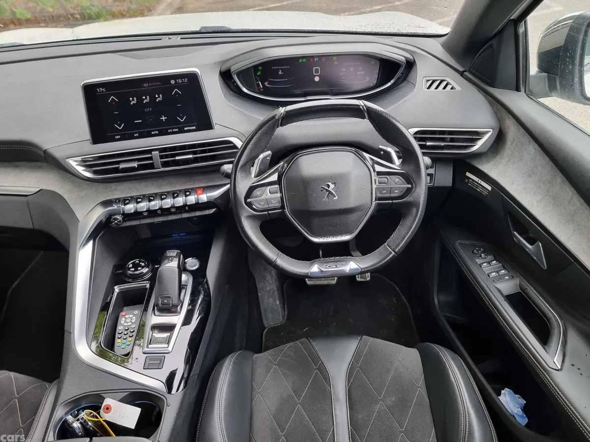 Peugeot 5008 MPV, Diesel, 2018, White