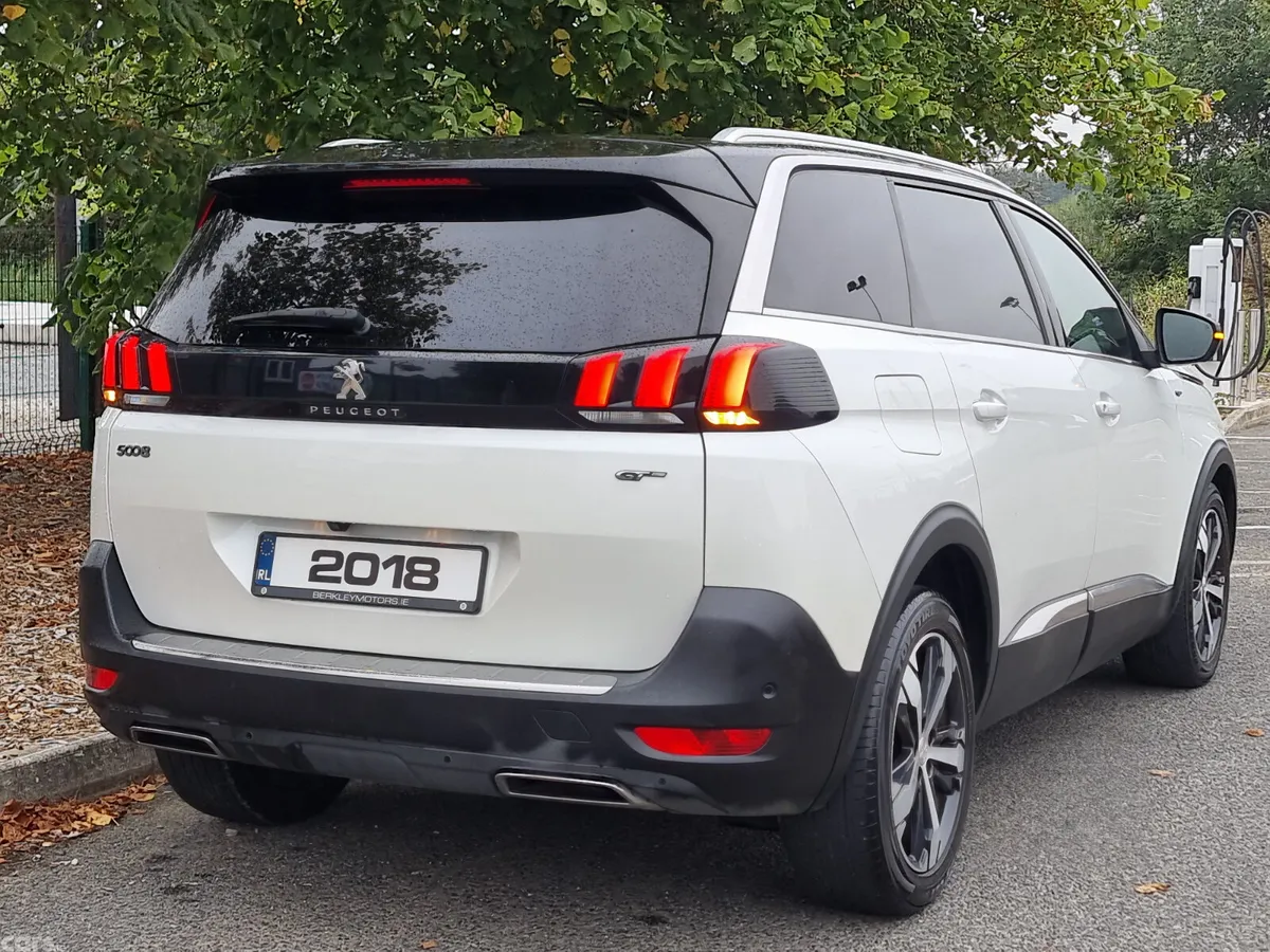 Peugeot 5008 MPV, Diesel, 2018, White
