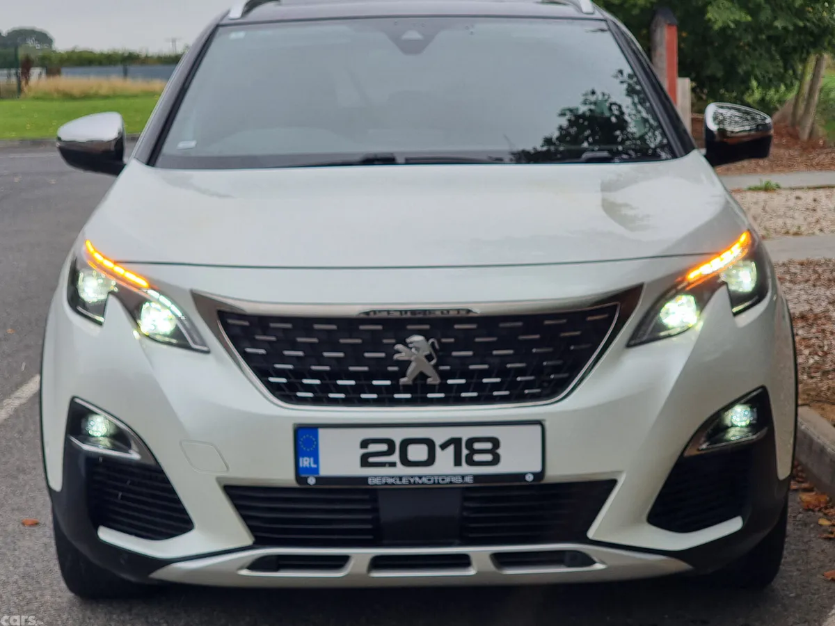 Peugeot 5008 MPV, Diesel, 2018, White