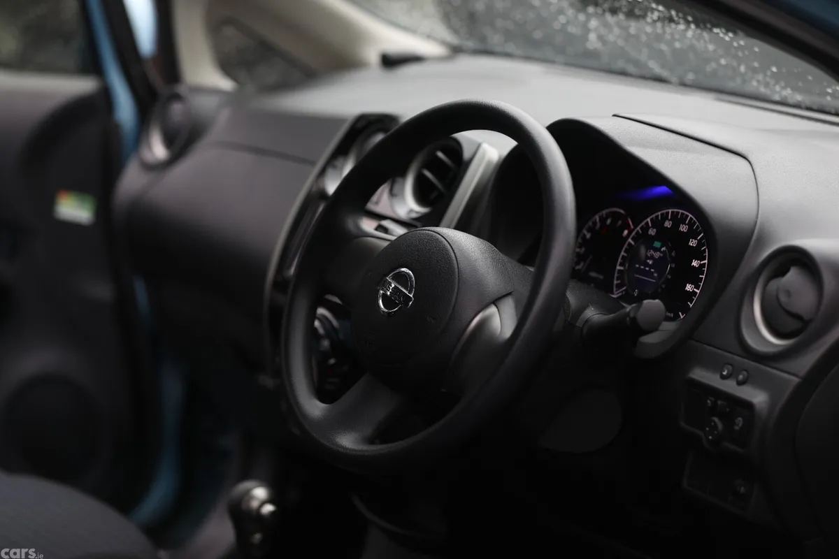 Nissan Note Hatchback, Petrol, 2013, Blue
