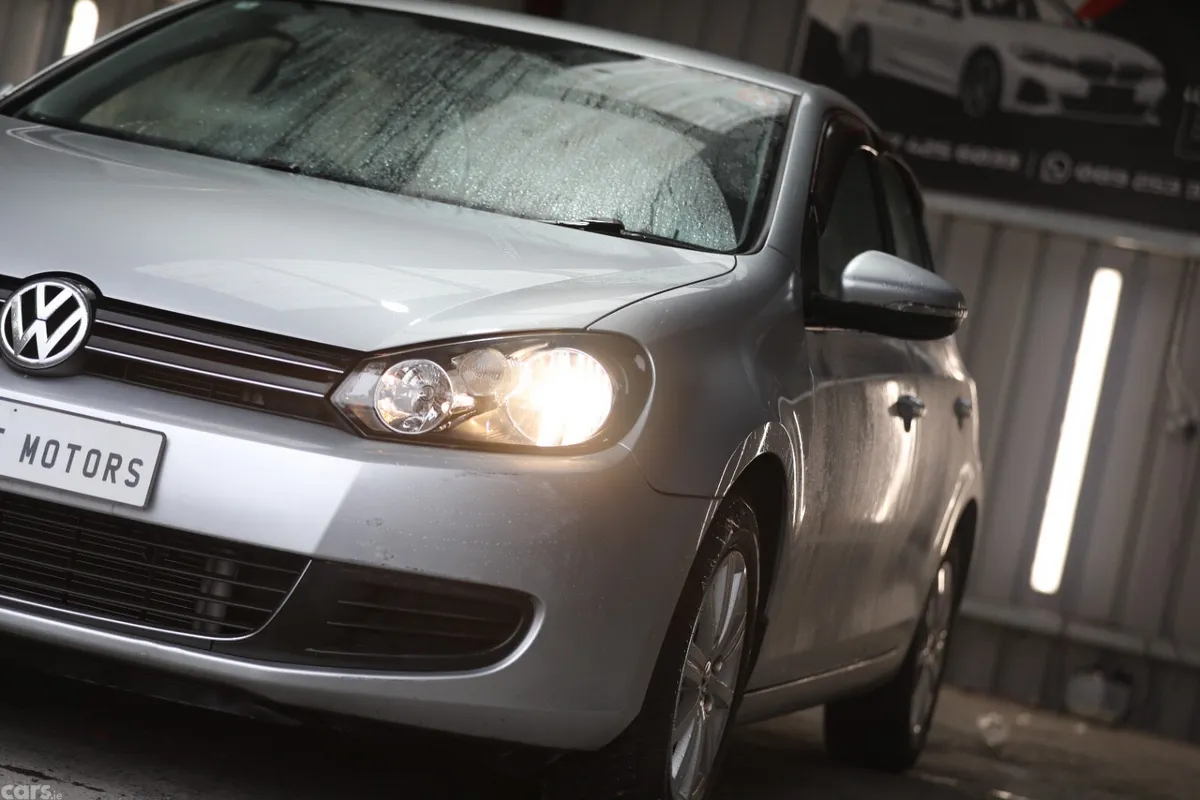 Volkswagen Golf Hatchback, Petrol, 2012, Silver