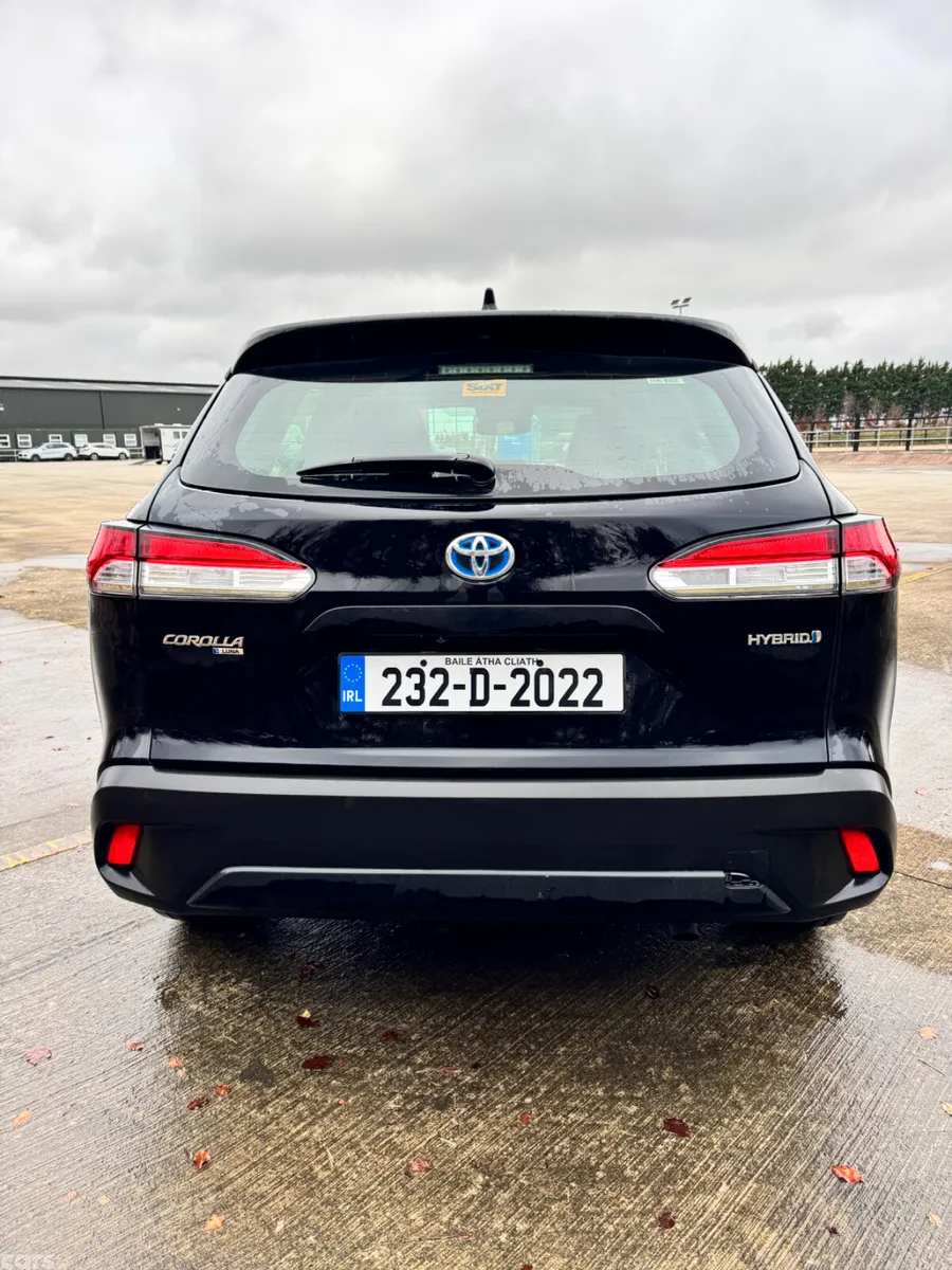 Toyota Corolla Hatchback, Petrol Hybrid, 2023, Black