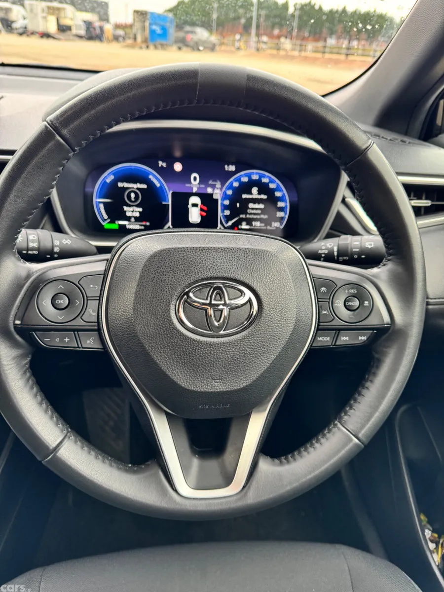 Toyota Corolla Hatchback, Petrol Hybrid, 2023, Black