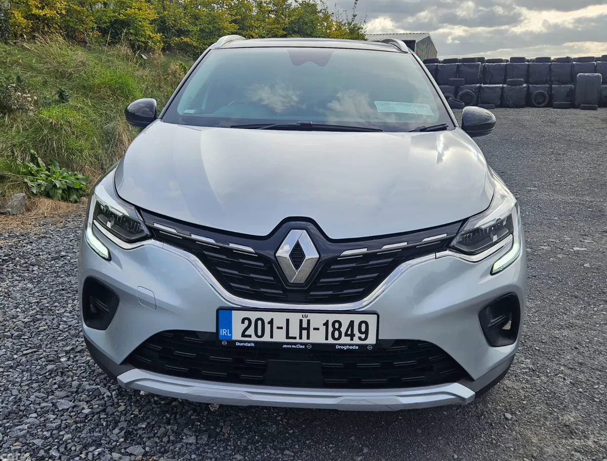 Renault Captur Hatchback, Petrol, 2020, Grey
