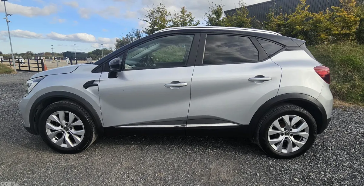 Renault Captur Hatchback, Petrol, 2020, Grey