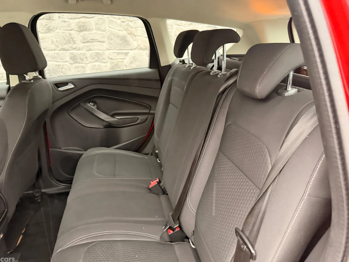 Ford Kuga SUV, Diesel, 2017, Red
