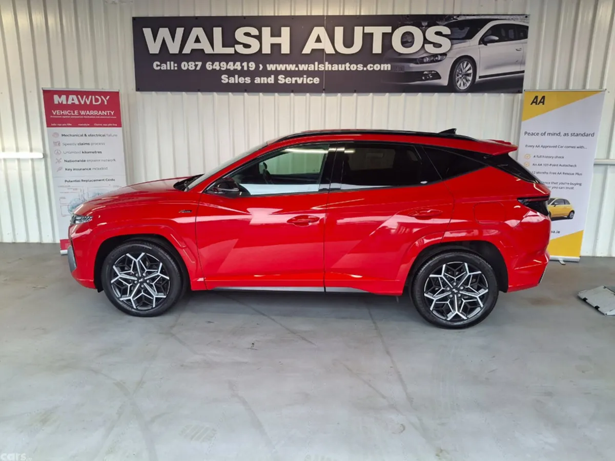 Hyundai Tucson MPV, Petrol Hybrid, 2023, Red